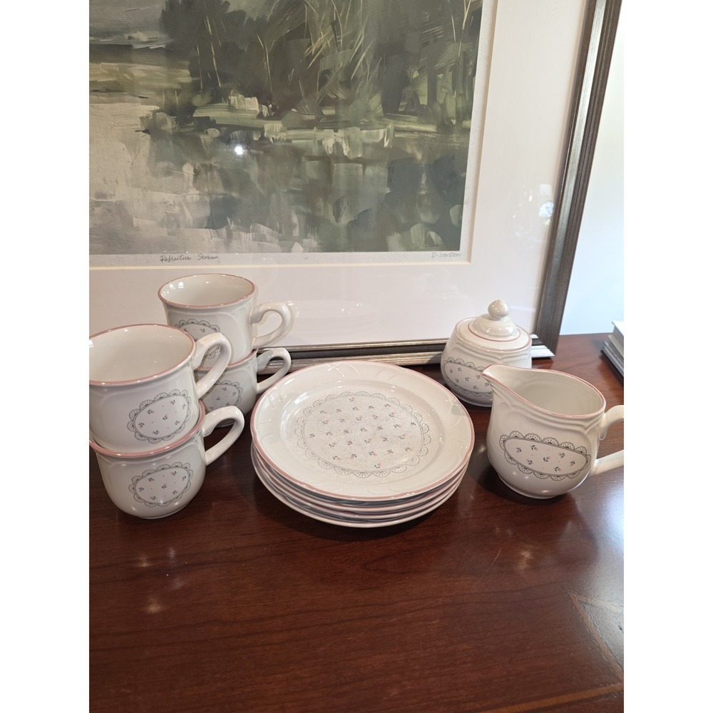 VTG Victoriana Japan 1988 Ceramic Floral Pink Blue & White Breakfast China